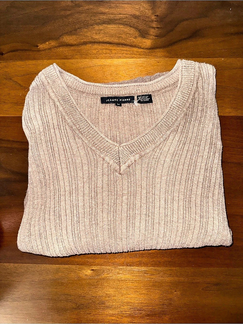 Jeanne Pierre Ribbed V-Neck Sweater in Brown Size Medium Like New